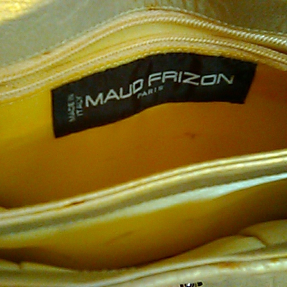 SOLD!🇫🇷PARIS! MAUD FRIZON PURSE MADE IN ITALY
